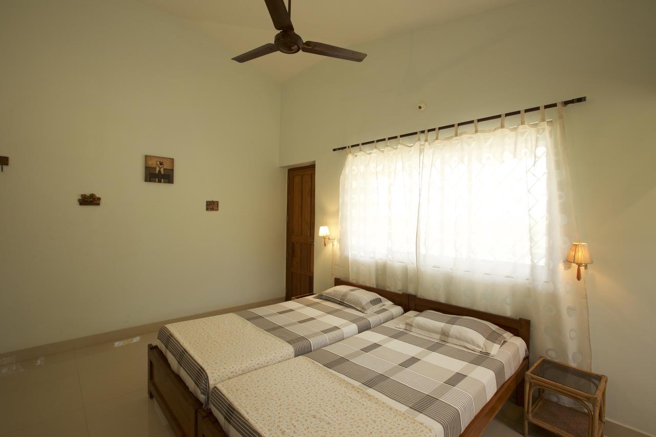 Sea Pearl Guesthouse Candolim Exterior photo